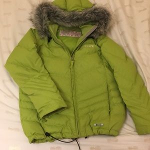 Girls Spyder jacket, perfect for skiing
